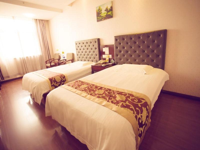 Greentree Inn Shanxi Yan An Luochuan Fuqian Street Express Hotel Eksteriør billede