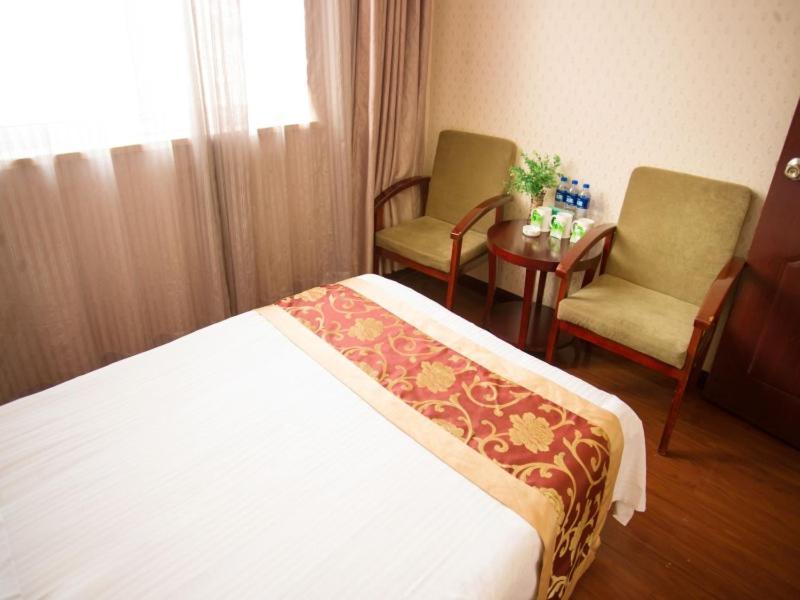 Greentree Inn Shanxi Yan An Luochuan Fuqian Street Express Hotel Eksteriør billede